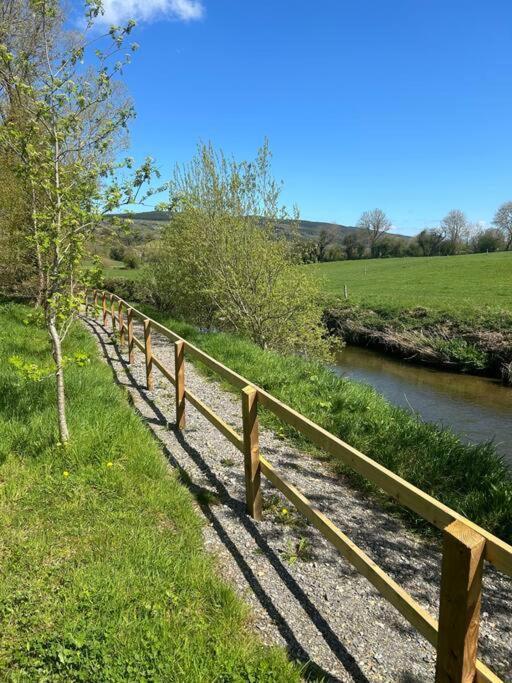 Riverside Cabin Limerick Exterior foto